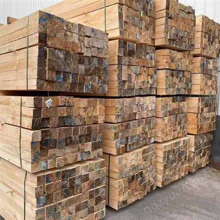 呈果木业建筑方木加工厂家定制批发辐射松木方优质商家推荐