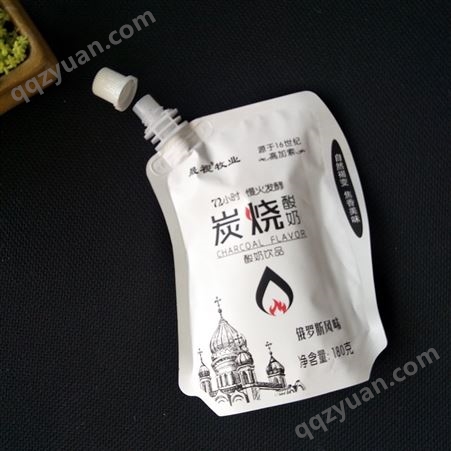 厂家定制 鲜牛奶包装袋  酸奶包装袋 异型吸嘴袋 液体饮料袋  免费设计图案