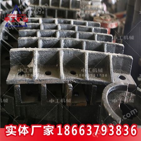 生产刮板机配件 矿用40T压链器 刮板机压链铁可定做