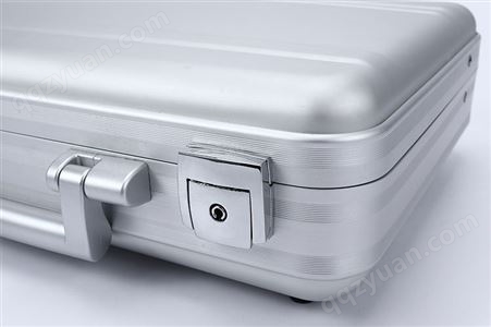 一体成型铝镁合金仪器箱 防水抗震耐用摄影器材精密设备运输箱包