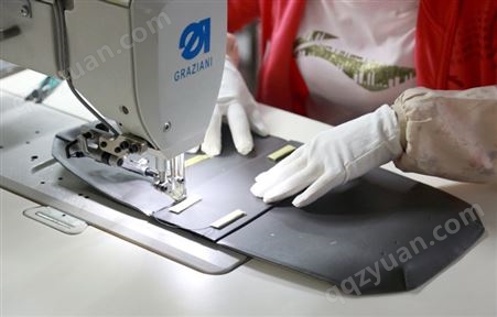 仿皮PU皮具定制 专业箱包手袋代工厂 真皮质感人造皮革件加工