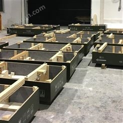 滚塑器材仪器箱-物资储存运输包装箱