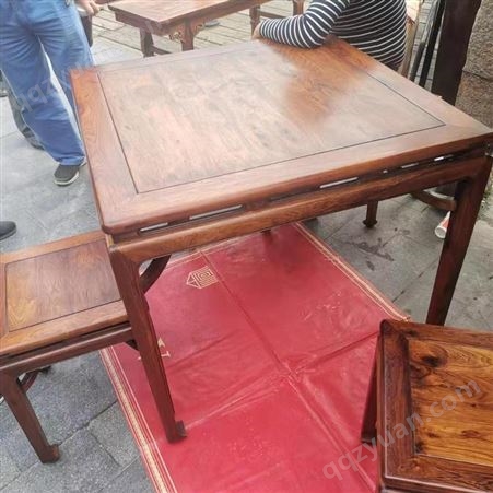 浦东二手红木家具回收，红木餐桌收购-免费评估