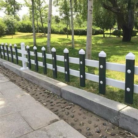 草坪护栏围栏图片 亳州pvc花池护栏 别墅绿化围栏 金彦 实体厂家
