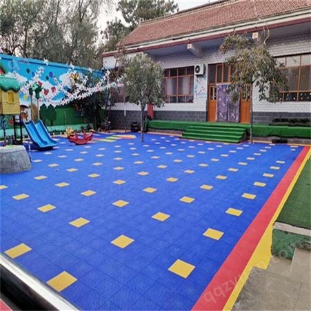 磊拓体育幼儿园室外悬浮地板 篮球场防滑悬浮式拼装地板 户外运动塑料地板厂家供应
